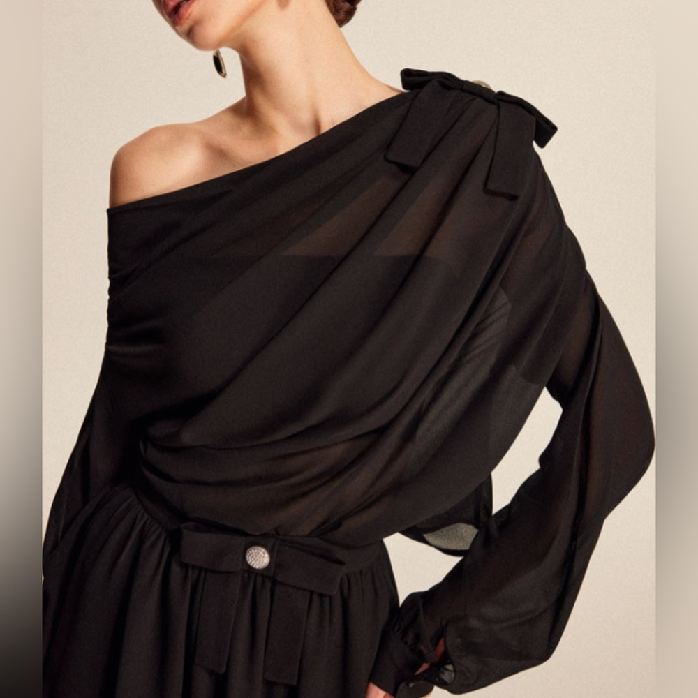 Semi-Sheer Chiffon One-Shoulder Bow Detail Skirt/shorts Set